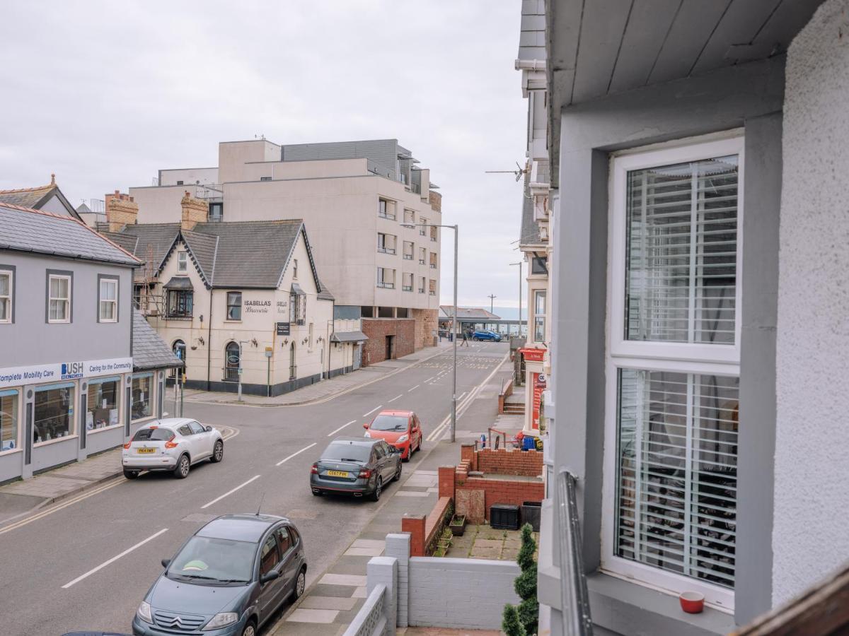 19 Mary Street By The Place To Stay Wales Porthcawl Exterior photo